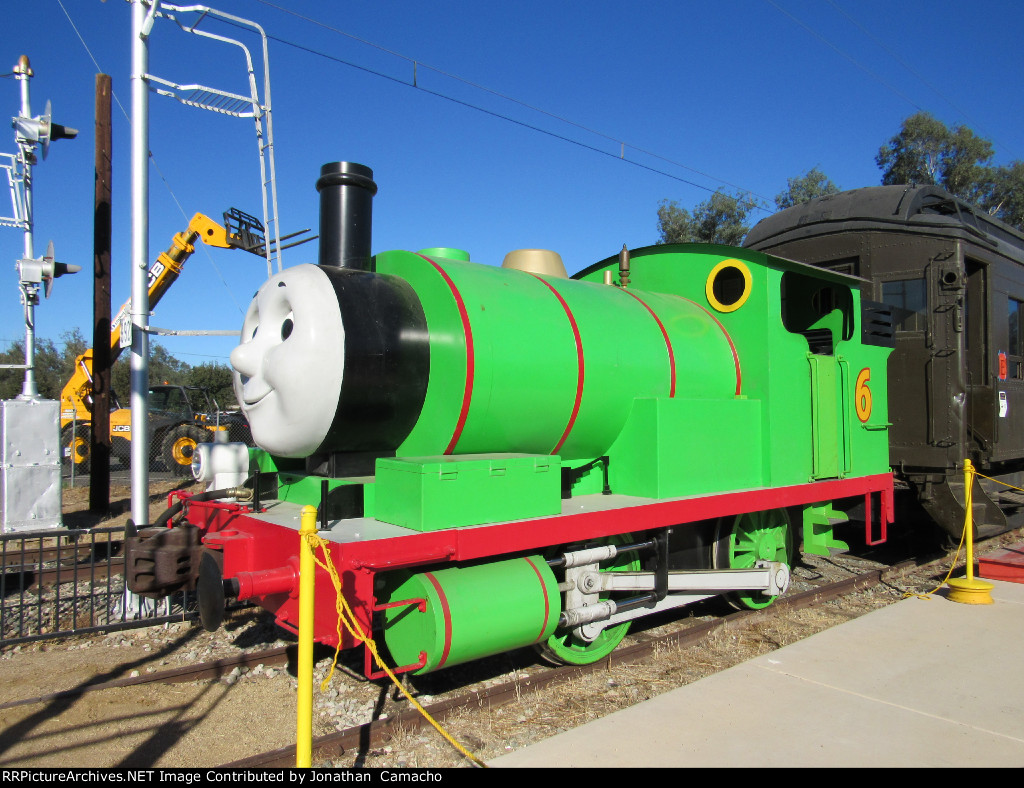 PERCY 6 standing by at Cottonwood station